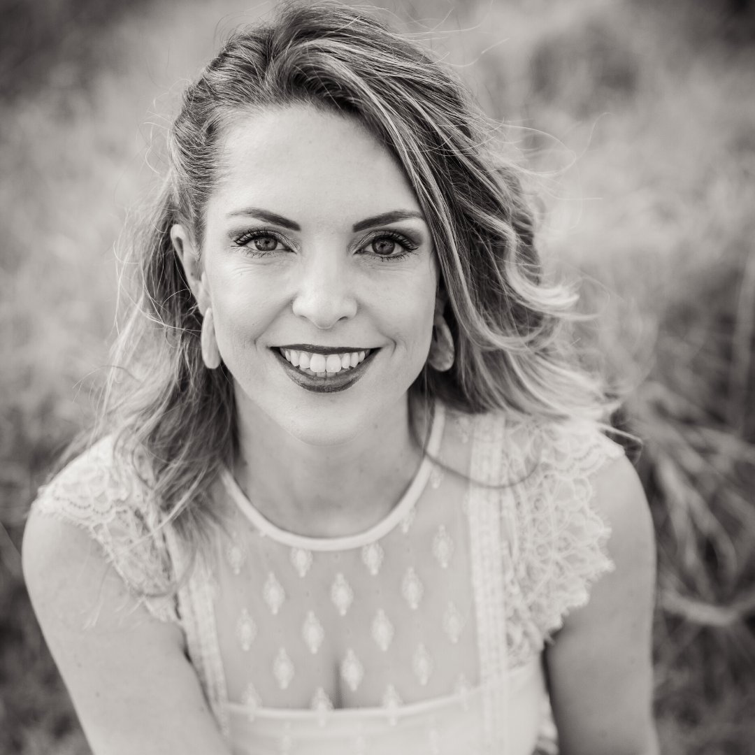 When you judge yourself and others you restrict and rob yourself of experiencing freedom and abundance.

#savvybusinessowner #purposedriven #crushyourgoals #limitlessliving #businessinspiration #focusdriven #businessdevelopmentcoach #thesavvybusinessshow #hannekeantonelli