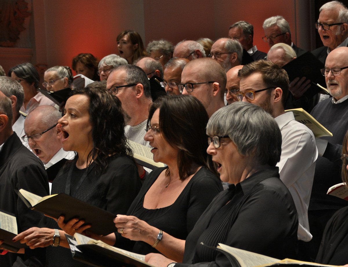 Advance notice of GCU's renouned Summer Sings: we throw our Zoom doors open to those who love choral singing: 24 June &amp; 1 July 7.30 to 8.30 pm, we'll put all the info you'll need on the website goldsmithschoral.co.uk Bring your own wine!  We'll sing shoulder to shoulder soon!!