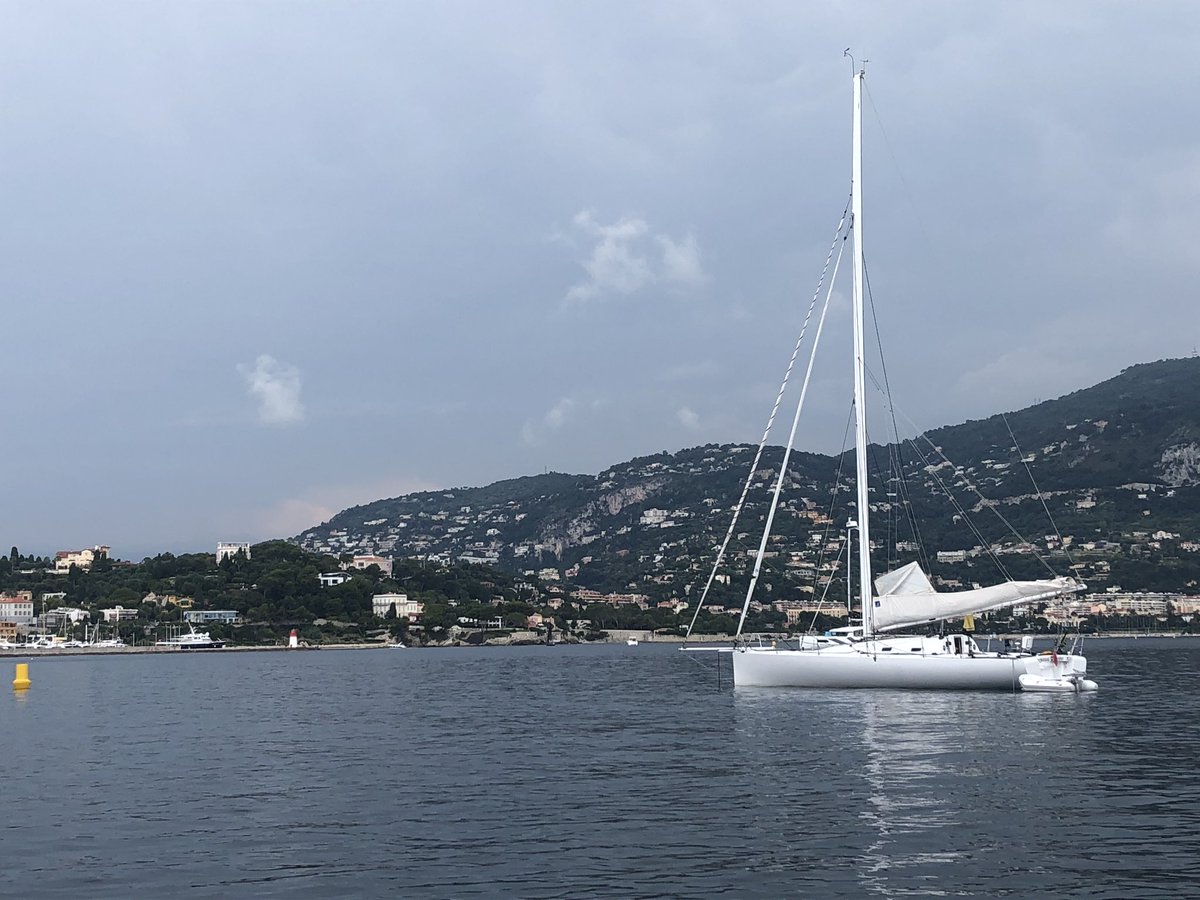 GregLeclerc's tweet photo. Un magnifique Open 40, plan Finot-Conq, du nom de Raucous, au mouillage à Paloma Beach, à Saint-Jean-Cap-Ferrat 😍 #Nice06 #Sailing #Open40 #Raucous https://t.co/01mtYKXRC9