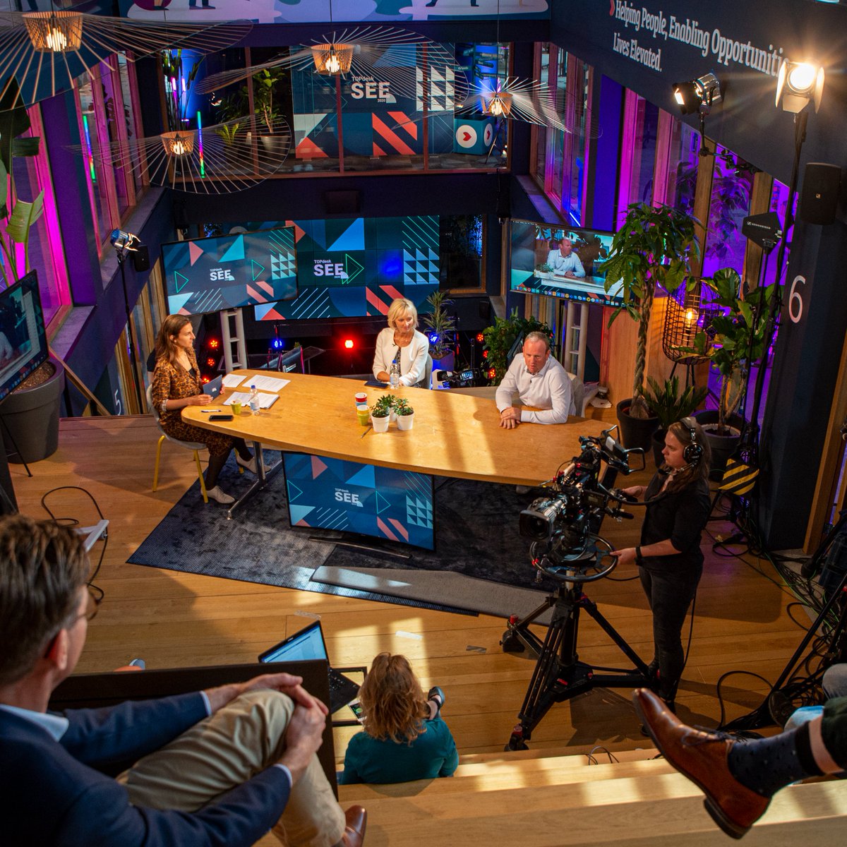 TOPdesk's tweet image. We’re speechless thanks to all of our attendees who made #TOPdeskSEE Online an amazing experience! We’ll be back with cool content in the next few weeks, so stay tuned!