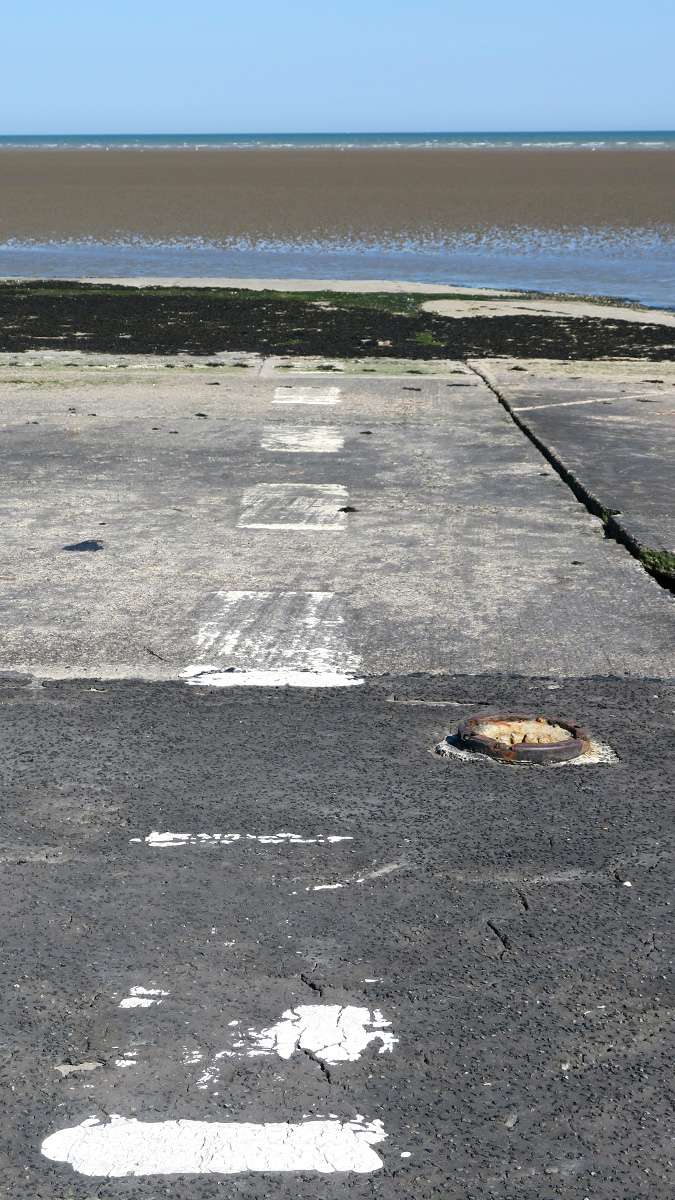 The final section (point 10 on the mastersheet) is the western slipway. Again guidelines and casings for lamps are still clearly visible.