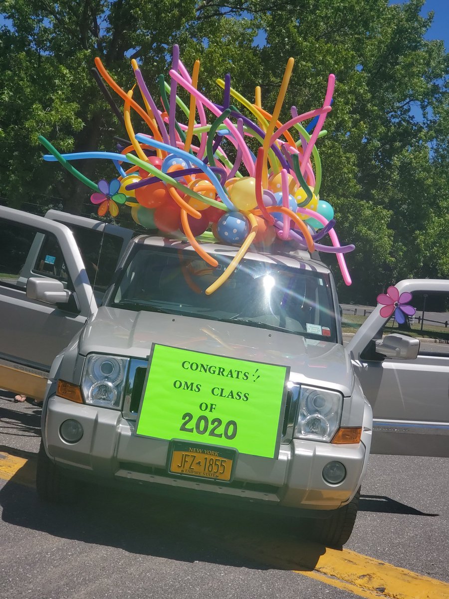 Oldfield_MS's tweet photo. Getting ready to send off our amazing 8th graders! Wishing them nothing but the best as they move on to the high school! https://t.co/3QVDYiUxJt