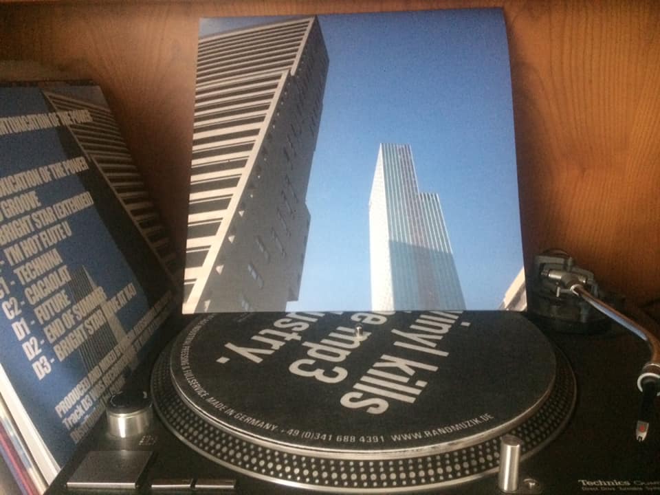 dedicated to music biz : intoxication of the power