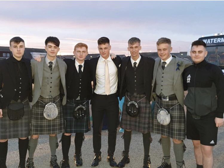 Happy bday bud, hope its a good een 💚 @OwenHenderson14