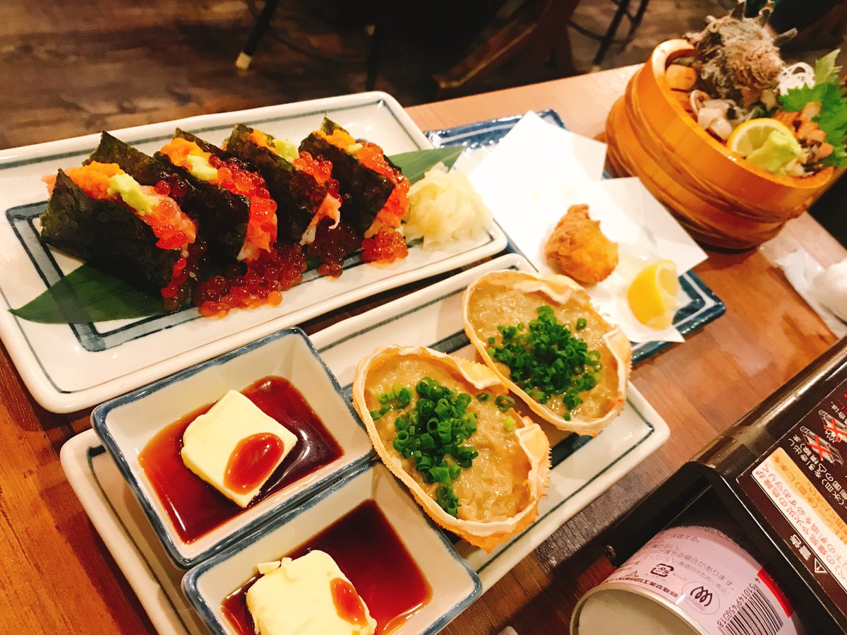 もろ パンダレストランのチャーシューまんじゅうが食べたい 磯丸水産の蟹味噌焼きとこぼれ寿司が食べたい