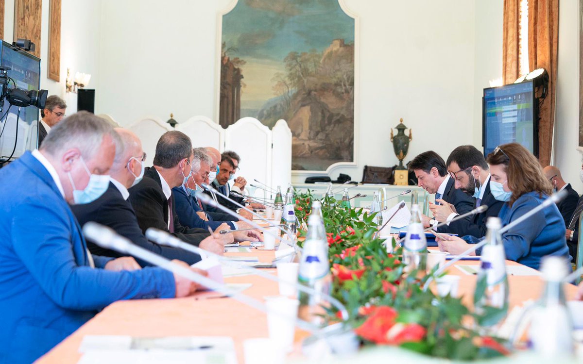 Come sottolineato oggi durante i lavori a Villa Pamphili, uno dei nostri principali obiettivi è quello di continuare a sostenere commercianti e artigiani con tutti gli strumenti e le risorse possibili.

Ne parlo in questo post 🔽
bit.ly/ProgettiamoIlR…

#ProgettiamoIlRilancio