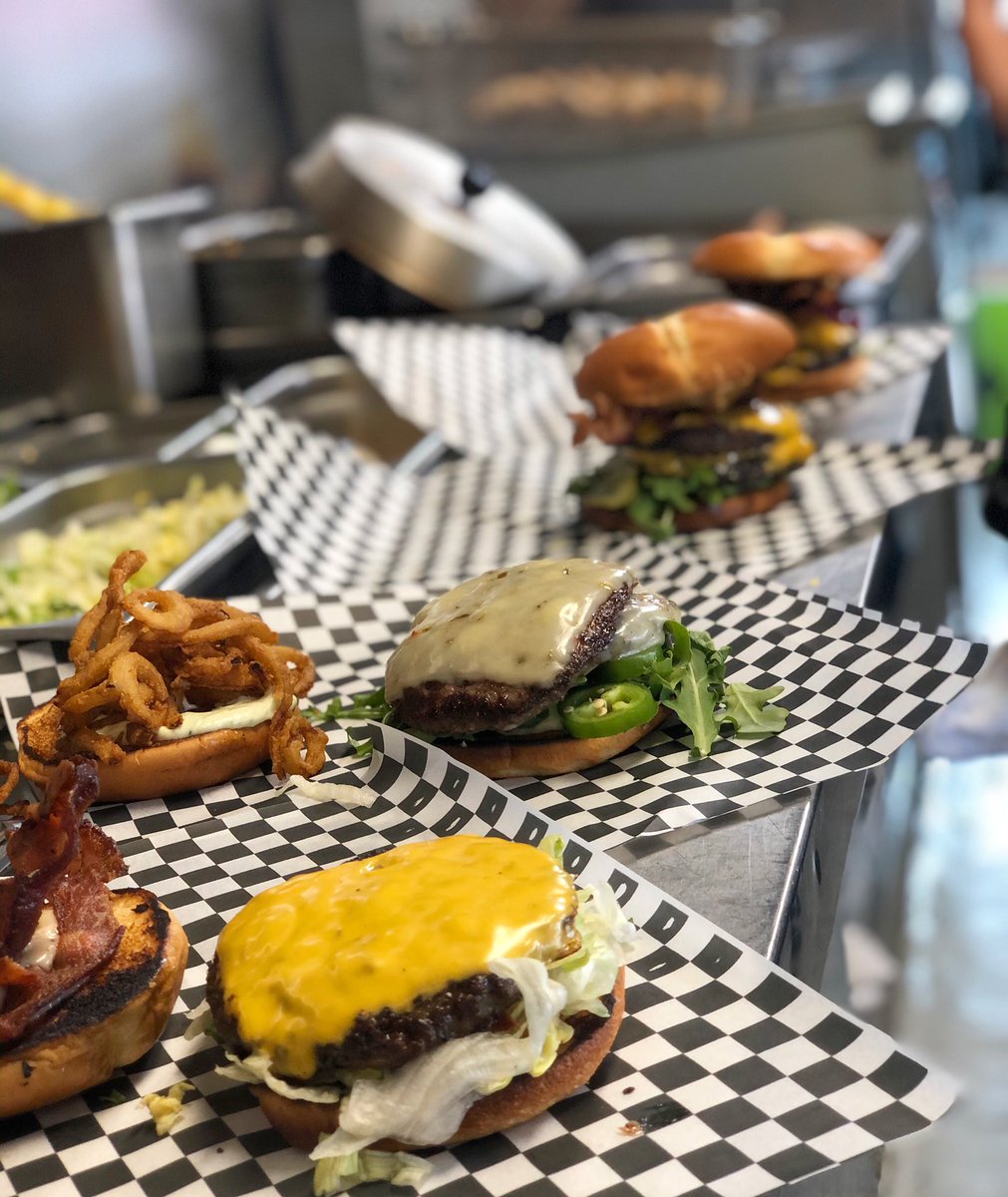 We are stacking fresh ingredients on handcrafted burgers Tuesday 6/16 in PUYALLUP @ —>
Canyon Park Apts 4-7pm (or sellout) 

Skip the line and order online at StreetFoodFinder.com/StacksBurgers

#supportsmallbusiness #supportlocal #foodtruck #stacksburgers