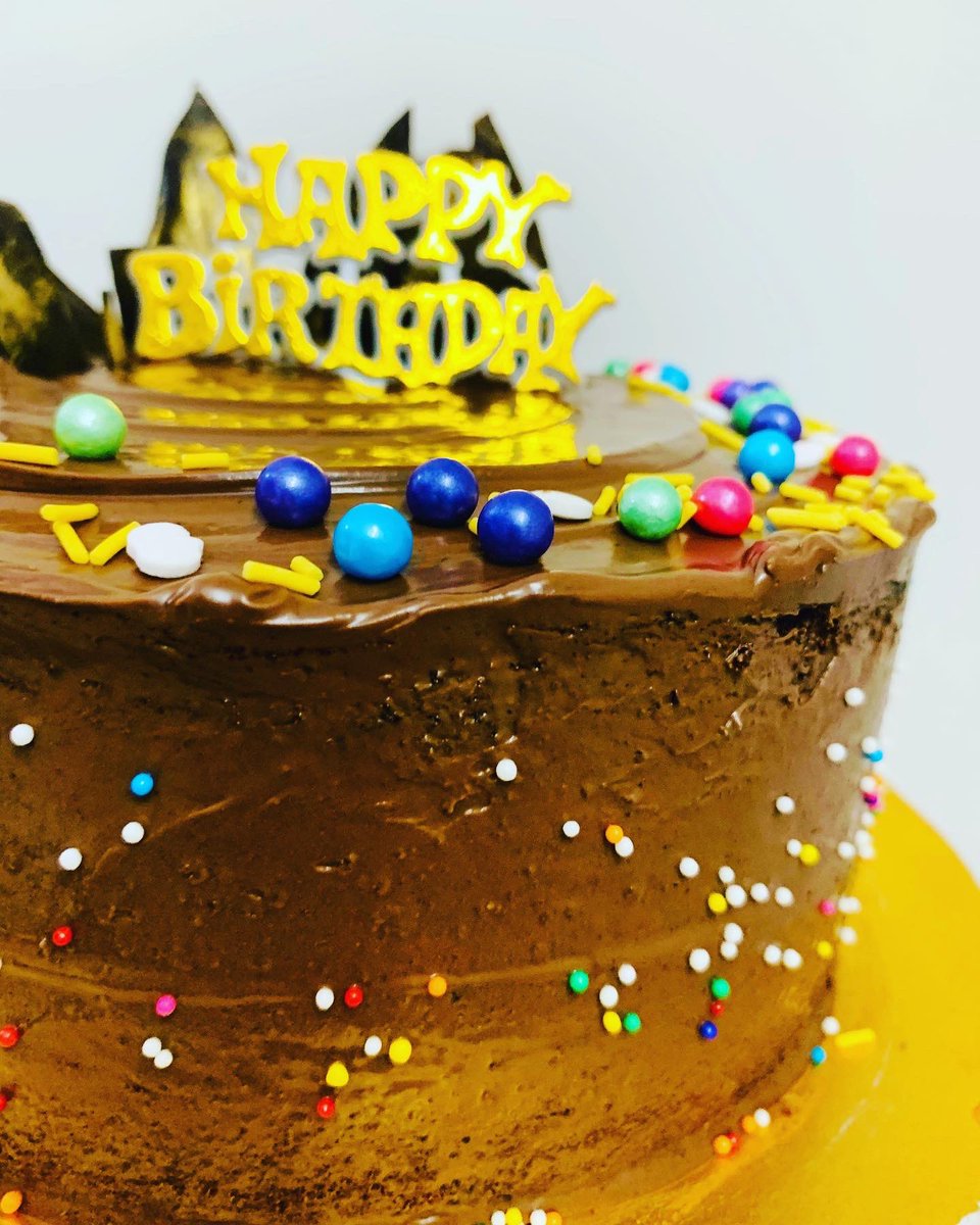 TejaTanikella's tweet photo. Thanks for bringing out the #chefbaker in me!
#baking #cake #special #bakeittomakeit #ministryofbakes #SoundaryaTanikella https://t.co/twOXooO3s0