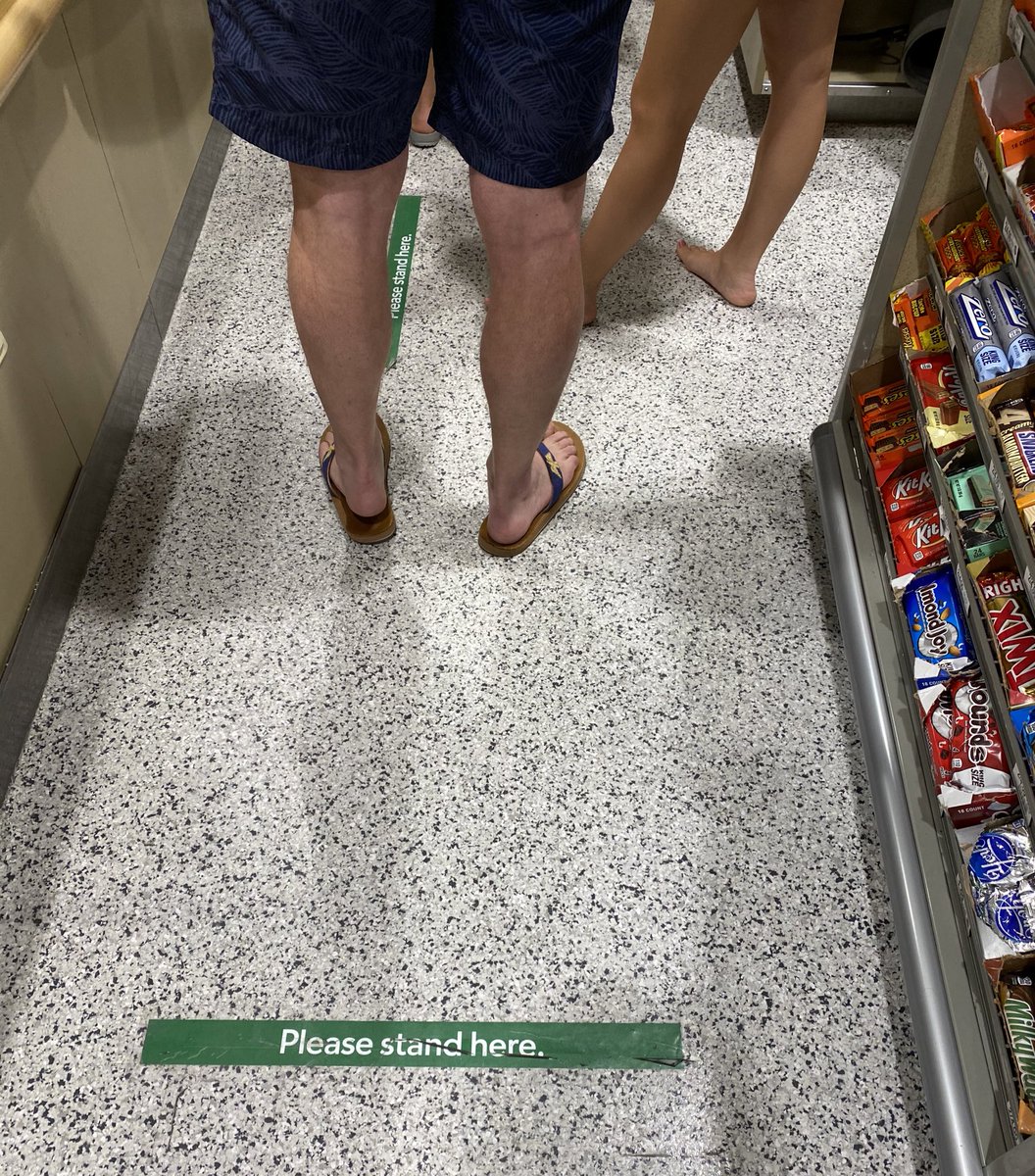 jnrhntr's tweet photo. not sure why i expect people to wear a mask when they can’t even wear shoes in publix https://t.co/HJlTLL2FXC