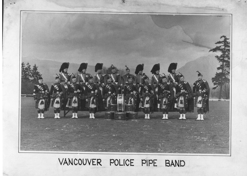 policemuseum's tweet photo. Did you know that the Vancouver Police Pipe Band is the oldest non-military pipe band in British Columbia and also the longest continually serving pipe band in the world?
#VancouverPoliceMuseum #VancouverHistory #ThisDayinHistory #YVRHistory #VPDHistory https://t.co/QpULAPGARb
