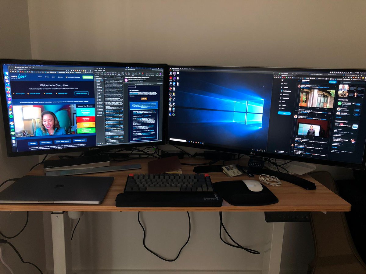 pit_1484's tweet photo. @CiscoLive Following #CiscoLive !! This is my space! https://t.co/5X18VyKGs7