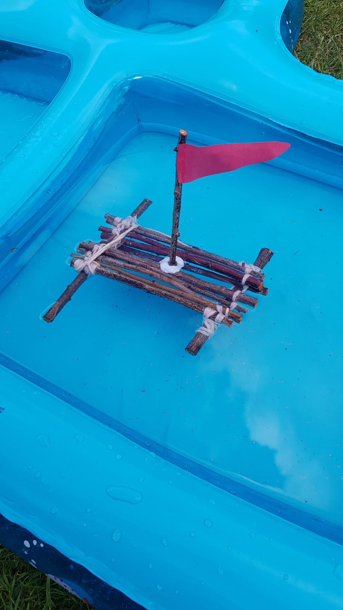 EveReyn12's tweet photo. @WhiteCourtScho1 @MrsGoodwin16 Freya enjoyed making her raft. https://t.co/YceRbbScg3