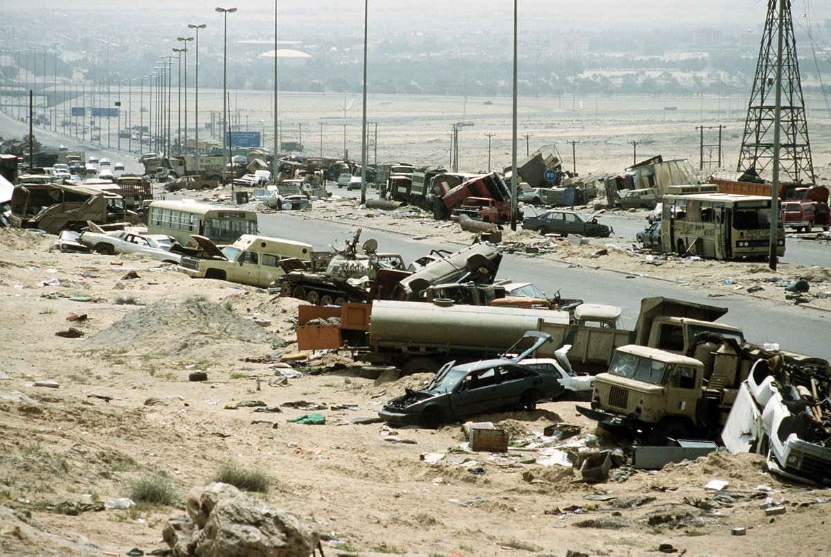 Let's go further: From February 26 to 27, 1991, during the Gulf War, Iraqi soldiers and civilian convoys out of combat tried to reach Baghdad when they were attacked by the coalition led by the United States, causing between 200 to 1,000 deaths.