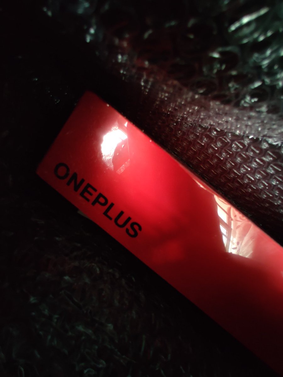 bharathi3d's tweet image. 1st +8 😍
#OnePlus8 #OnePlus #oneplusin