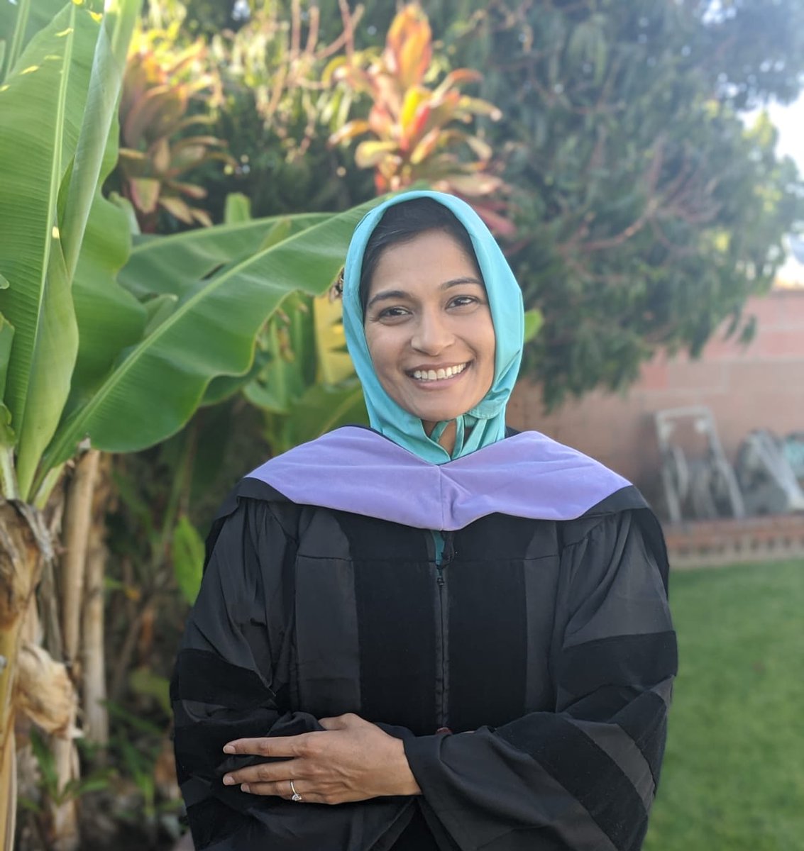 We’re very proud of Umaima Bharmal of the #Woodlands community of <a href="/Dawoodi_Bohras/">The Dawoodi Bohras</a> for graduating from <a href="/MidwesternUniv/">Midwestern University</a> Dental School. Our best wishes to her while she heads to #OrangeCounty this Fall to be a General Dentist Associate. #ClassOf2020 🎓