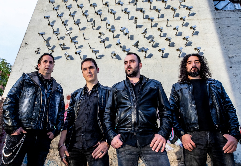 LACENTRALDC's tweet photo. Nuevo @RadioGOLPEDEVOZ donde sonó #eldevenirdelasbestias nuevo álbum autoeditado x los madrileños @Versoixrock. También podrás oír @MKB_Ofizial  @EkkoRock @Entretiempo_Ofi @Sexy_Verona @sinkopegrupo @NovusOrdoGrupo @faustotaranto @aphonnic ...PINCHA AQUÍ:  https://t.co/Tm25OG0adH https://t.co/XbPFSLFZlL
