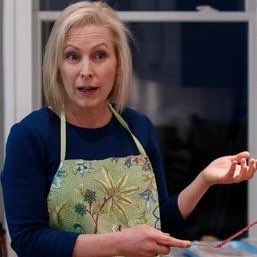 . @KamalaHarris as  @SenGillibrand A thread: