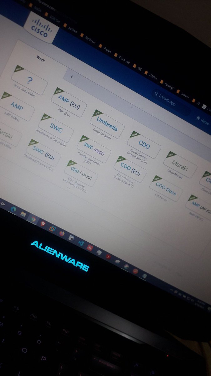 OnijeC's tweet photo. Loving SecureX 🌐
#ThebridgeToPossible
#CLUS https://t.co/uB2RjYyrCz
