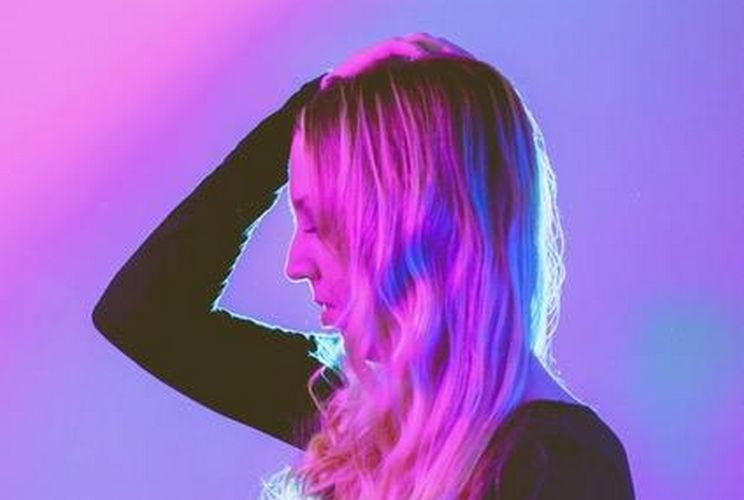 StarryMag's tweet image. .@Sciarramusic speaks exclusively with our reporter @httpcxurtney about her latest single #SurrenderItAll at starrymag.com/sciarra-surren…! #singersongwriter #newmusic #TikTok