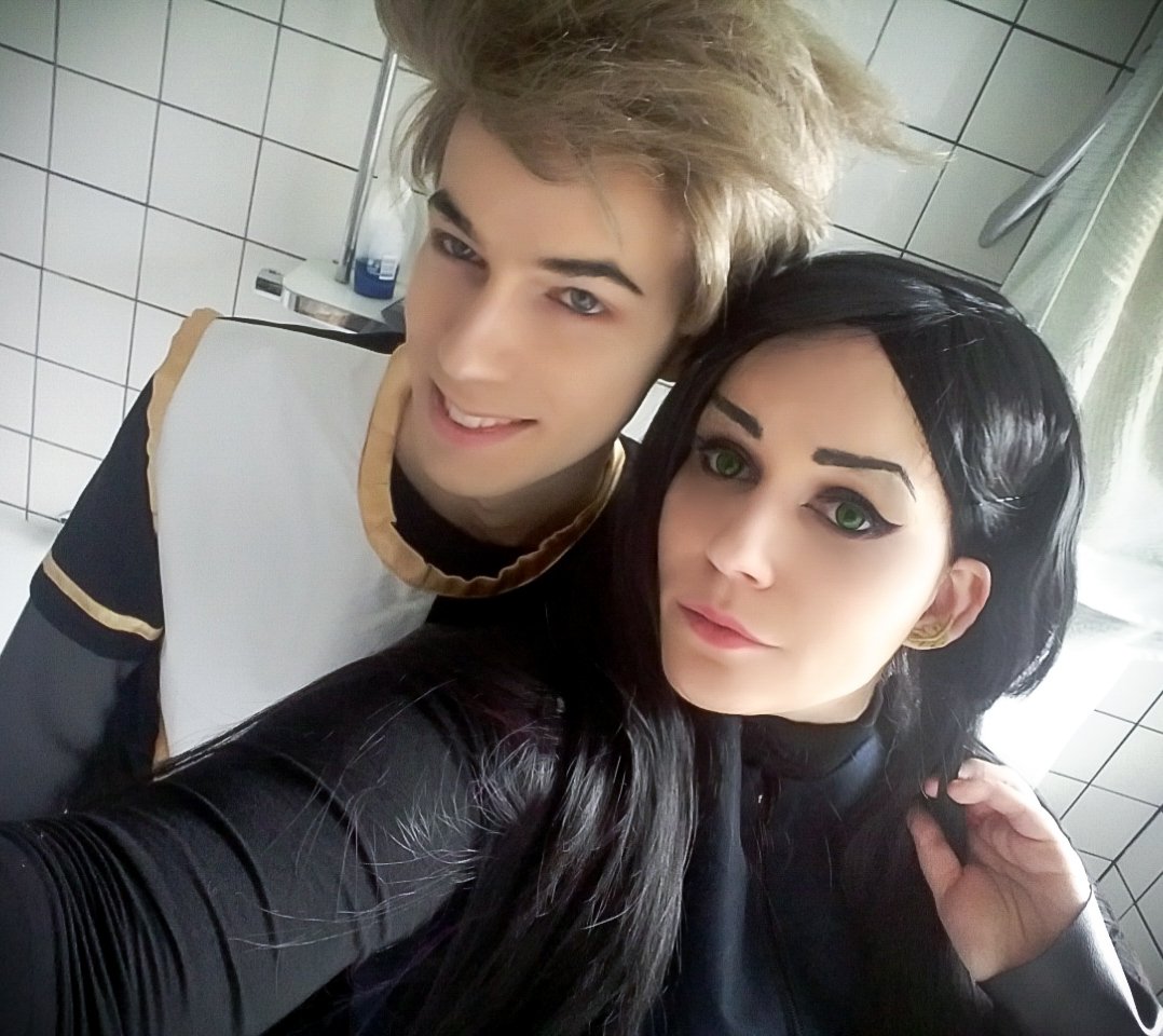 Bellatrysh's tweet photo. Happy Birthday to the best dark magician 🧙♀️🔮
Claudia ➡️ Me
Callum ➡️ wheelelf (IG)
Soren ➡️ @Sytosik
📸 @Oniisuke | @faeriehime
Series: #TheDragonPrince
#claudiacosplay #sorencosplay #thedragonprincecosplay #callumcosplay https://t.co/IE1f3EewbC