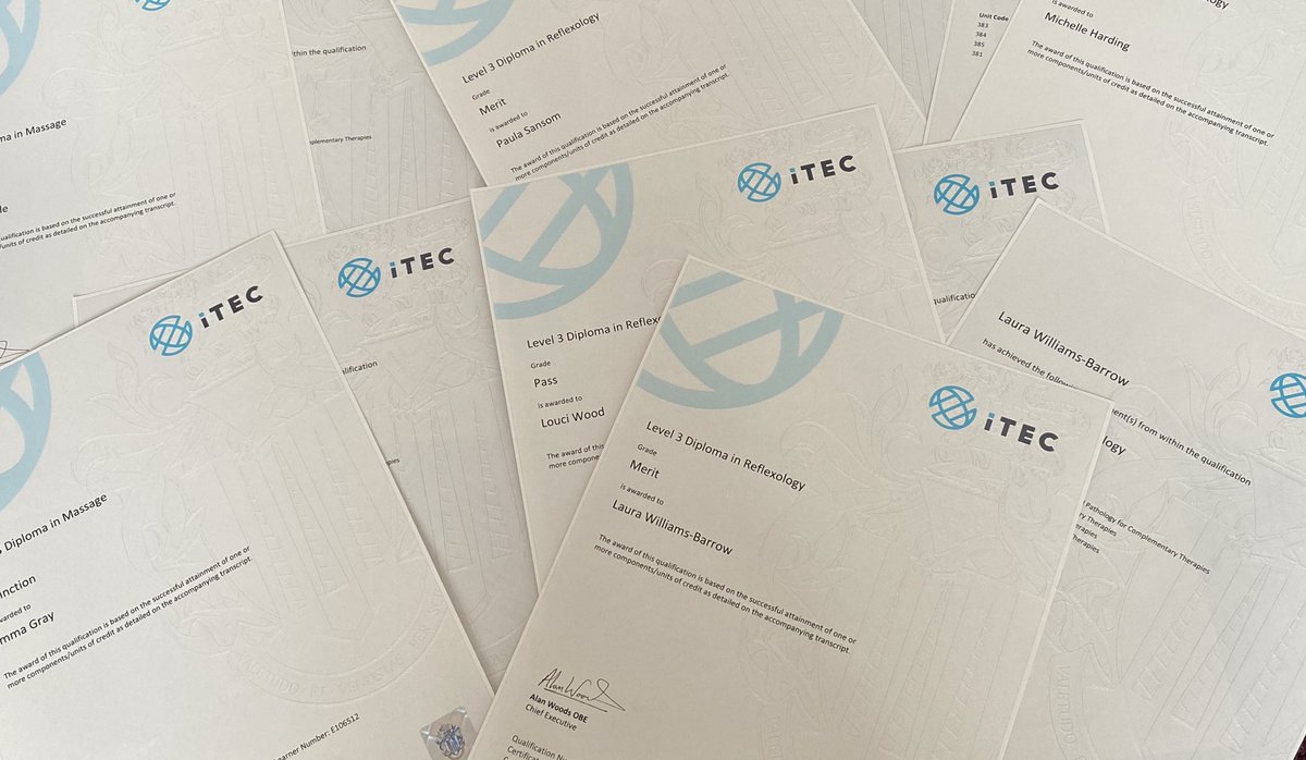 Escape2relax's tweet photo. Exciting News ITEC Certificates have arrived 🎺🎺🎺 #escapetraining #barleylands #billericay #escapesalon #accreditation #certificates #diploma #qualifications #ITEC #VTCT #massage #reflexology #sportsmassage #aromatherapy https://t.co/NBMtXYUUi8