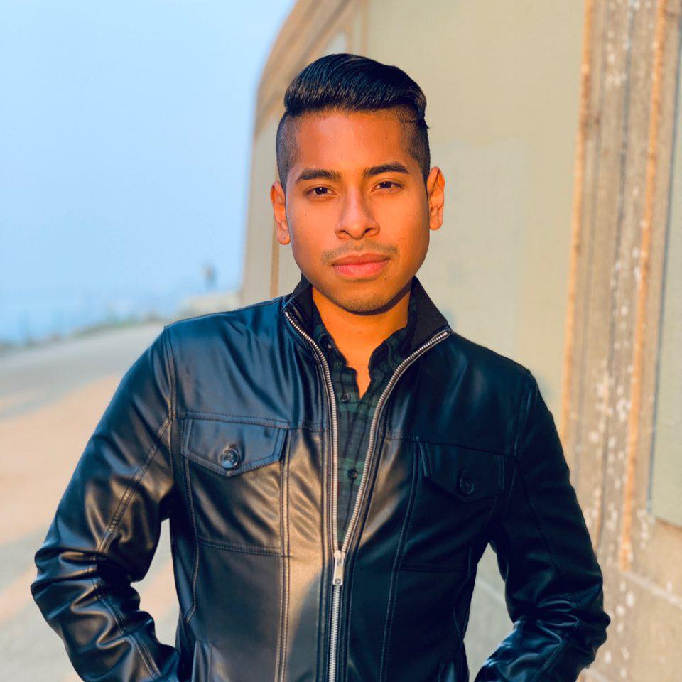 StonewallChi's tweet photo. We're proud to announce David Cabrera as the new Commissioner of Stonewall Bocce - Chicago! Born in Queens, raised in Charlotte, and now living in Chicago, David began his Stonewall Sports journey in Raleigh before joining Stonewall Chicago in the fall of 2016. Welcome, David! https://t.co/Zh7Btgvxc8