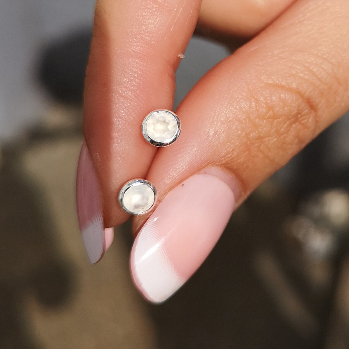 LilyCharmed's tweet photo. 🌙Our Moonstone jewellery flew out at the beginning of June,  we managed to make more  quickly, and here they are - faceted polished real gems to celebrate June birthdays! 🎂🎁#june #birthstone #moonstone #pearls #personalisedjewellery #studearrings https://t.co/cCi1WwwKGT