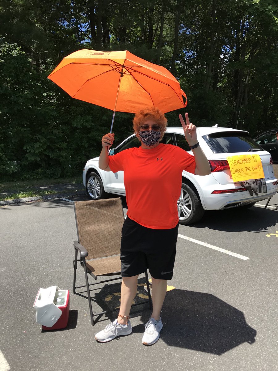 donewthismess's tweet photo. Congratulations Viking retiree! ⁦@dinamarks⁩ #CT126 https://t.co/VgrC2MEAs8