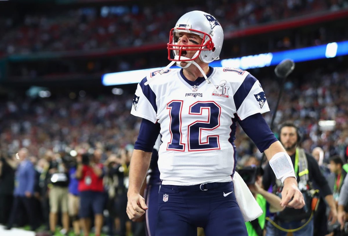 CullerSports's tweet photo. Brady looked 100x times better in a Patriots uniform. Don’t @ me. https://t.co/akoG5Ynttr