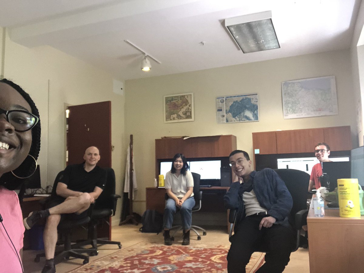 UPEIGeoREACH's tweet photo. After 3 long months of being away, we are happy to be back in the lab while trying our best to maintain physical distance. #GeoREACH #SocialDistancing https://t.co/N0wNuGAyTA