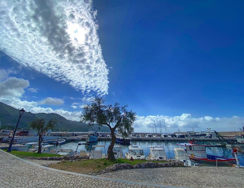 SperlongaP's tweet photo. ๐โ๏ธ #sperlonga #sperlongapescaturismo #sperlongaescursioni #mariaconsiglia #sunset #sunrise #sun #pretty #beautiful #sky #skyporn #cloudporn #nature #clouds #horizon #gorgeous #warm #view #night #morning #silhouette #instasky https://t.co/M58bZh1TGK