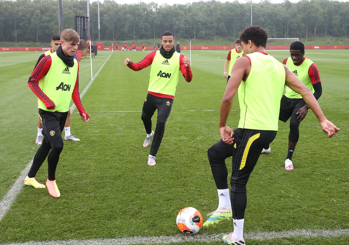 ManUtd's tweet photo. Only three sleeps left 🏃‍♂️💪

#MUFC https://t.co/97JAmzxlET