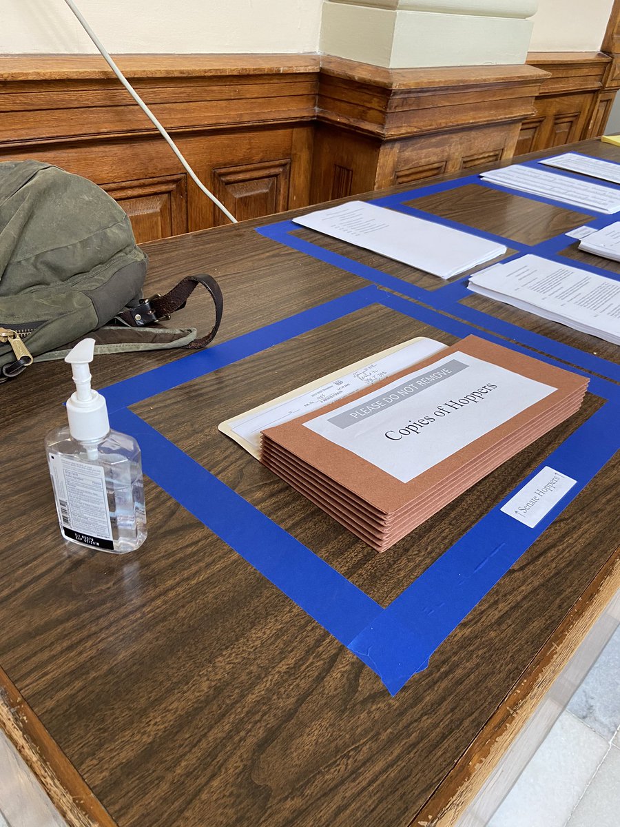 Emma_Hurt's tweet image. When the hand sanitizer outside the Secretary of the Senate smells strongly of tequila...

So now you smell strongly of tequila. 
#coronaproblems #gapol