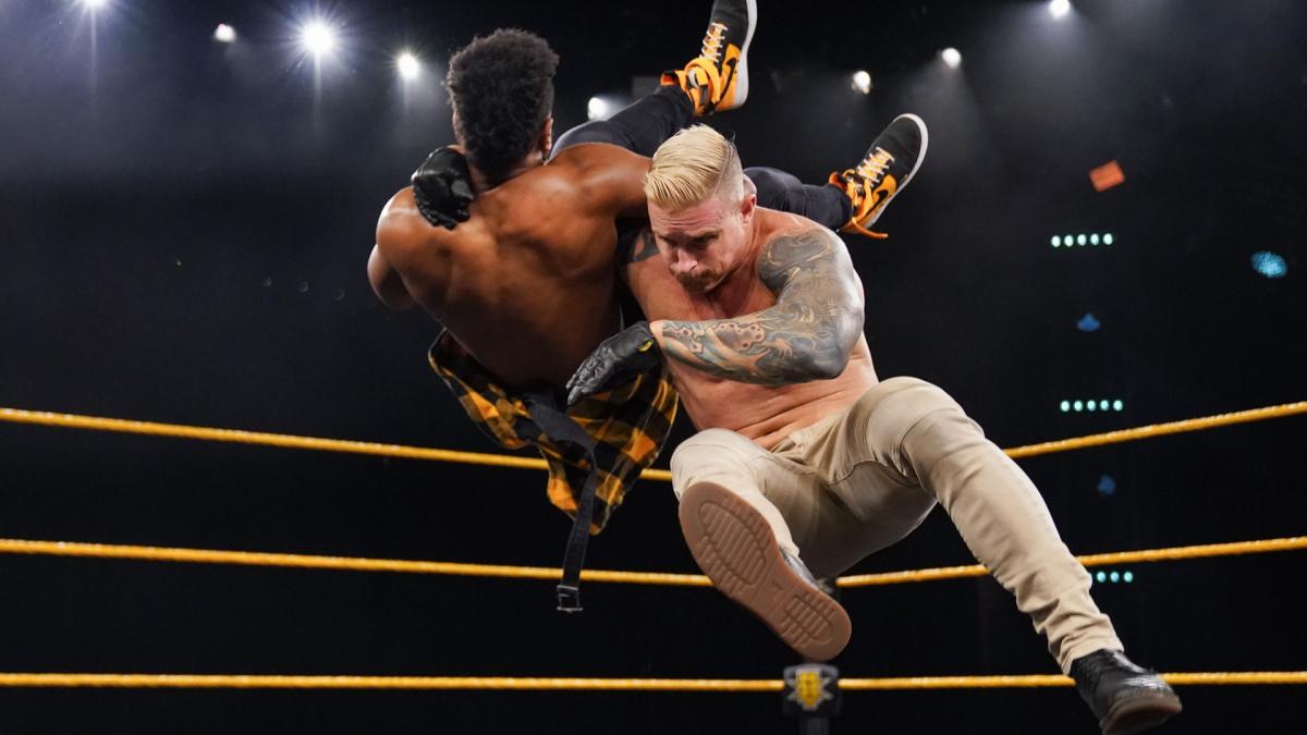 WWE on FOX tweet media