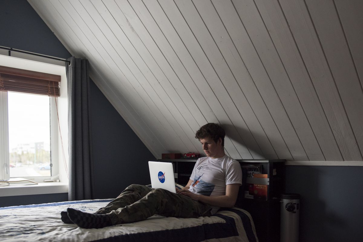 High school graduates weigh the benefits of taking a gap year as September looms dlvr.it/RYm0kD