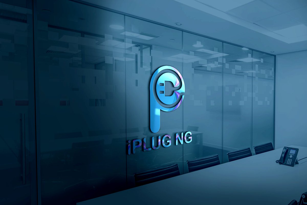 ObiomaDarlingt1's tweet photo. Made these logos for iplug logo challenge https://t.co/Rixw1mmy30