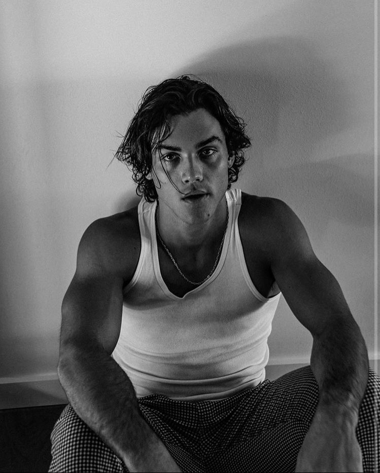 dxlan_turtless's tweet image. HE IS SO BEAUTIFUL