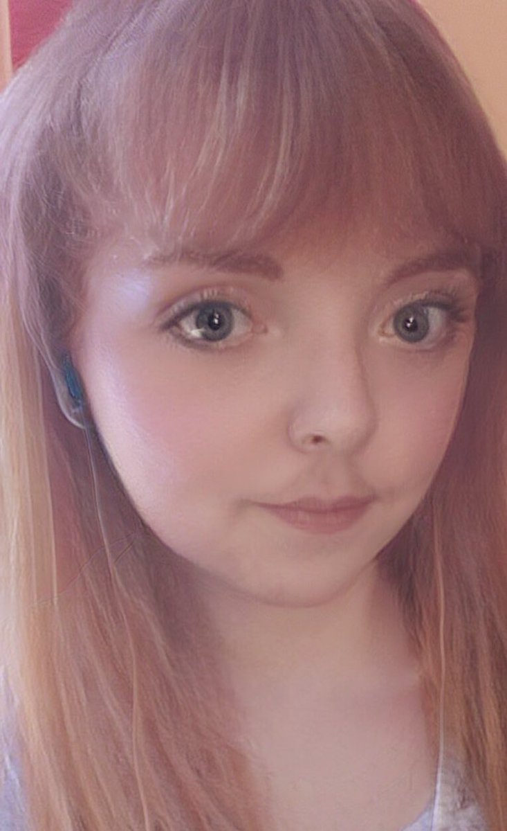 charl4tte  Face reveal, Face, Girl face