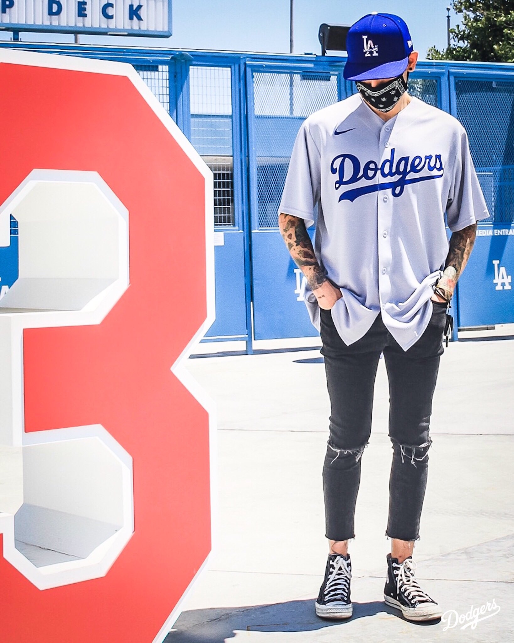 grey dodgers jersey outfit