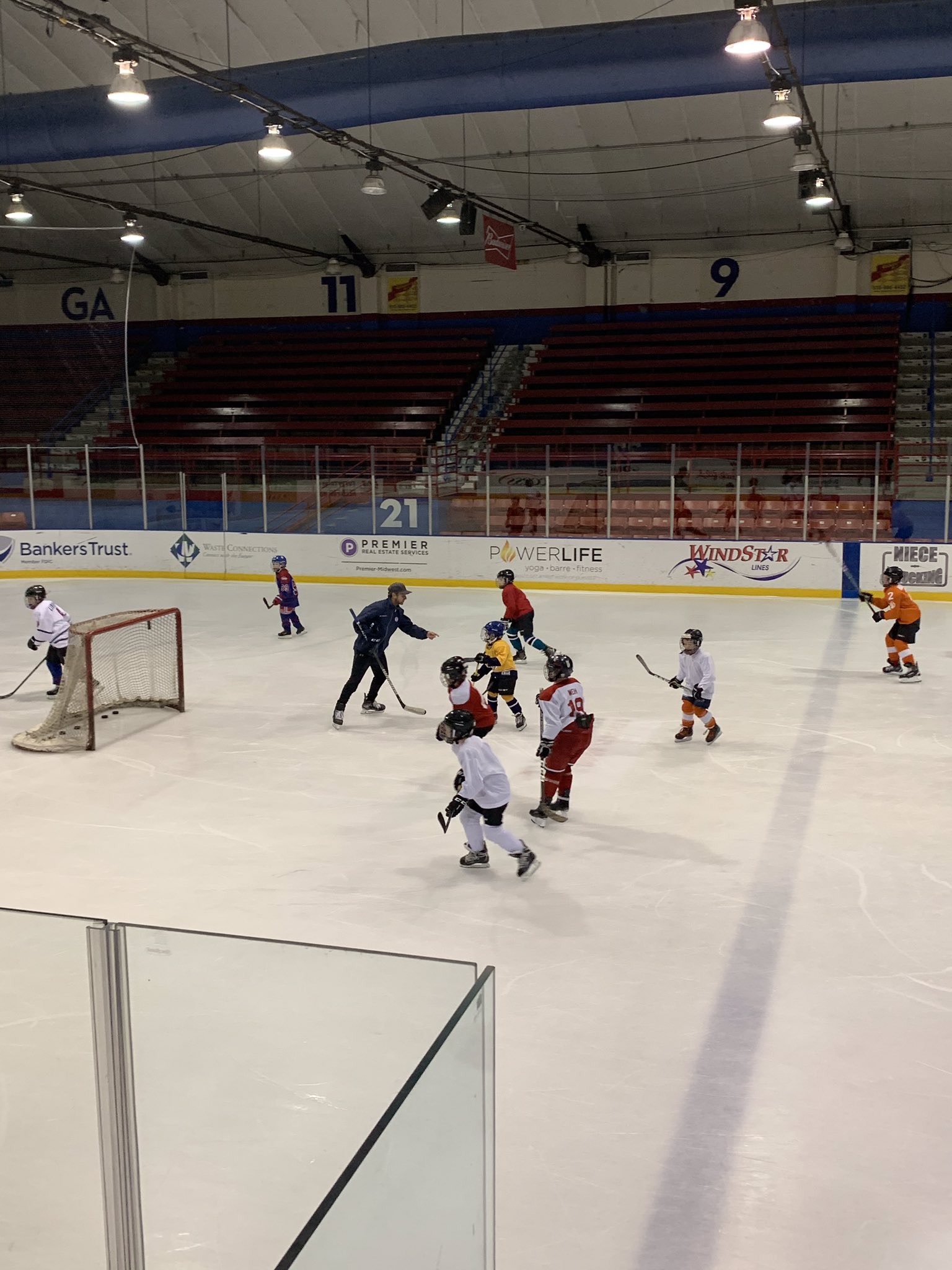 Buccaneer Arena - Hockey Stadium in Urbandale