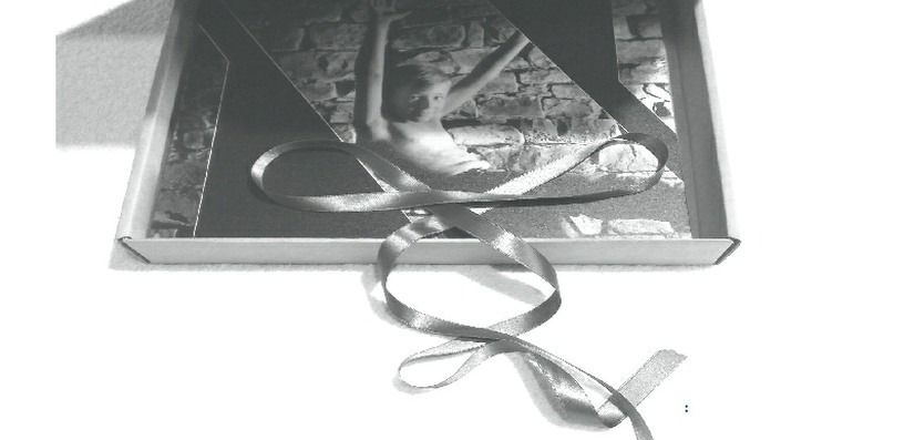 Te hacemos las fotografías en Color y Blanco y Negro, todas procesadas digitalmente. En las bodas te aconsejamos álbum. #fotógrafodebodas