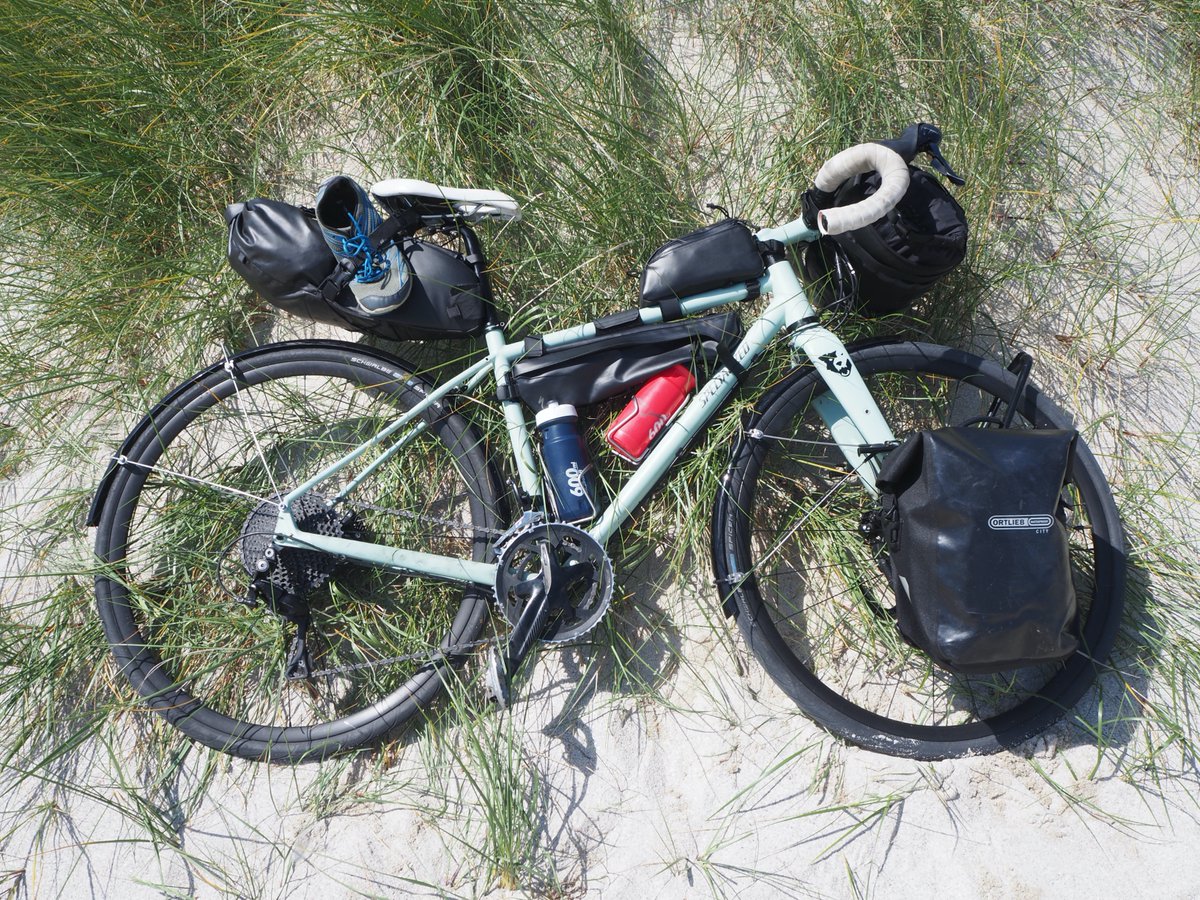 KimiaWitte's tweet image. I cycled with this bike from my doorstep in Glasgow (where it was stolen) to Istanbul through more than 13 countries. I bikepacked with it the the whole length of Portugal and Spain. With it I cycled most part of Scottish Highlands and Islands many times over. Pls help me find it