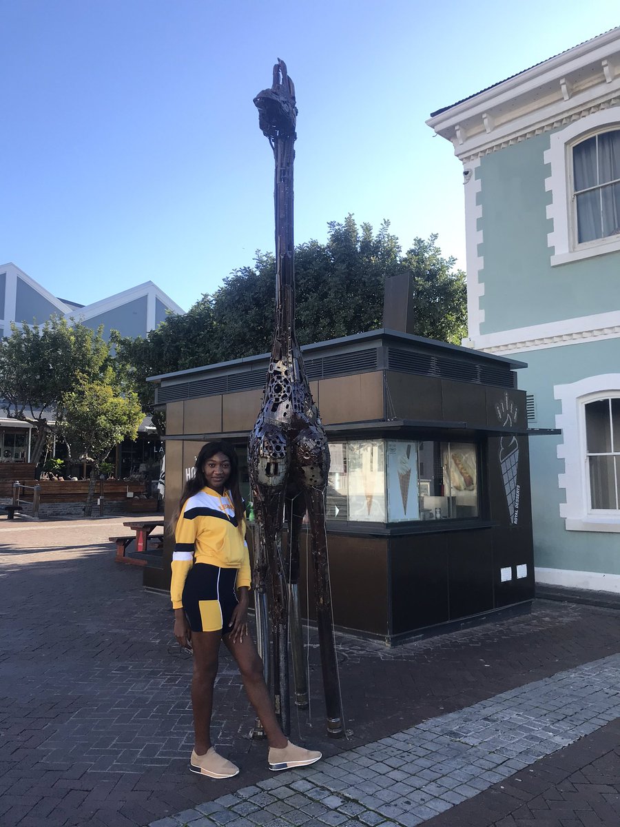 Help me find a model agency😜