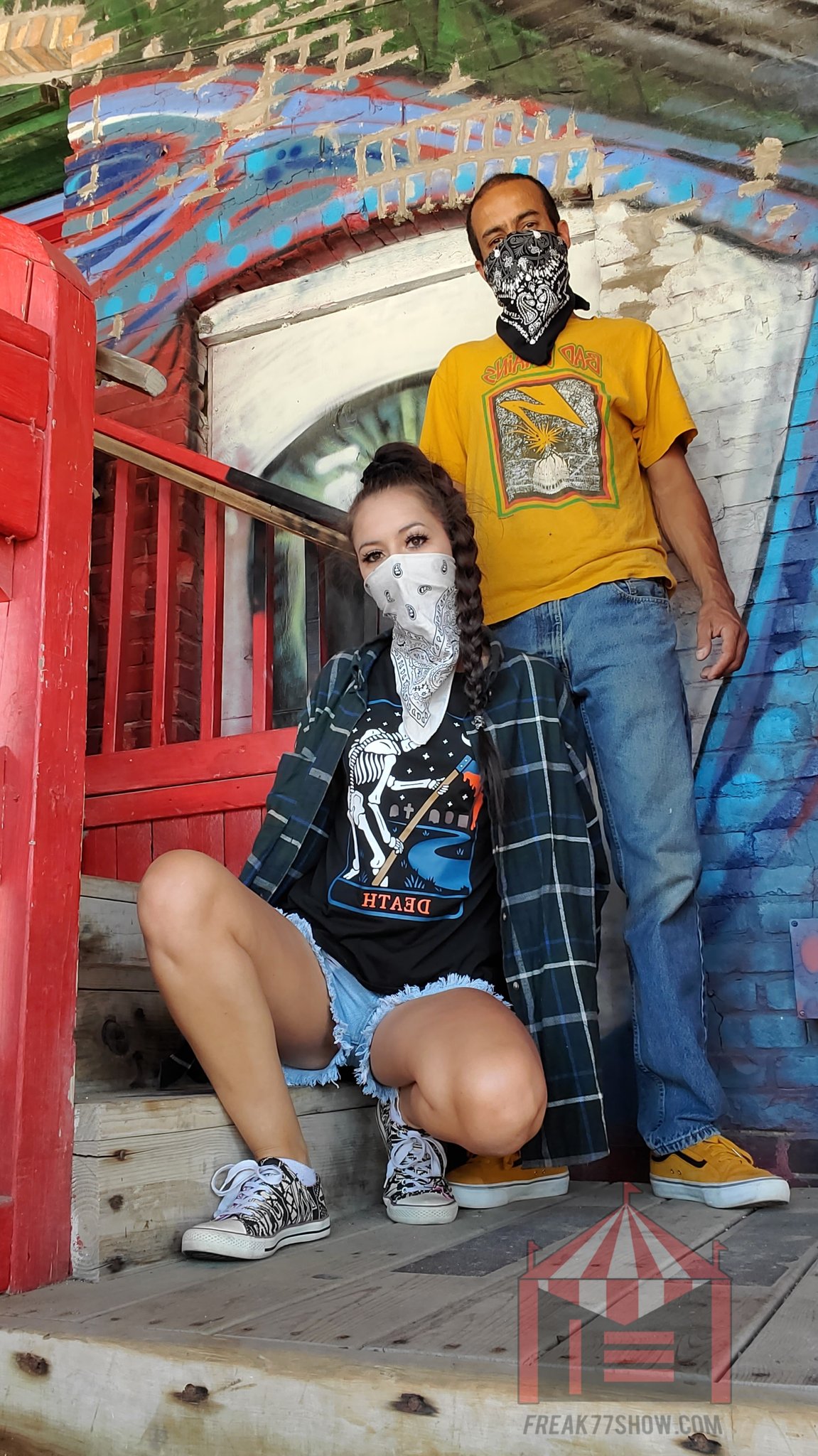 X 上的🎪Freak77Show：「Don't fuck with us we run this bitch  🎪t.coqG5p1QJwV7🎪 #camcouple #couplegoals #staysafe  t.cod2zfe1oFp9」  X