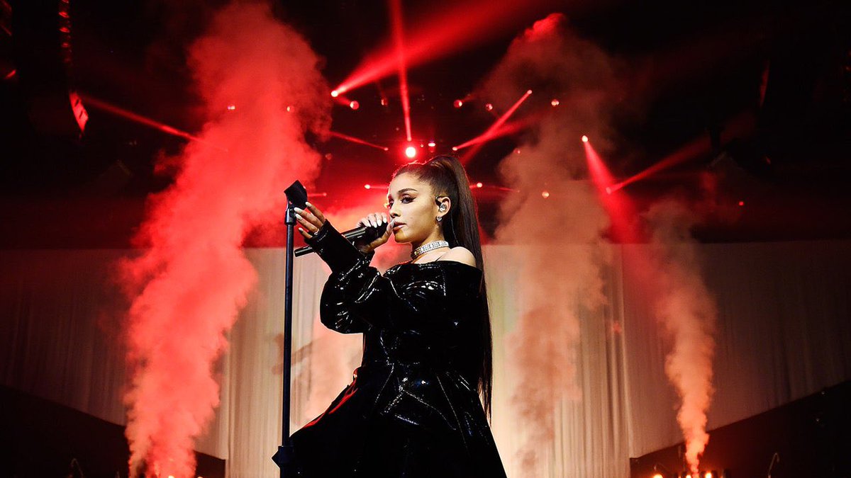 Ariana began her Dangerous Woman Tour in February 2017 in North America, Europe, Asia, Oceania and South America. it ended in september 2017, earning more than $71 million and selling over 875,000