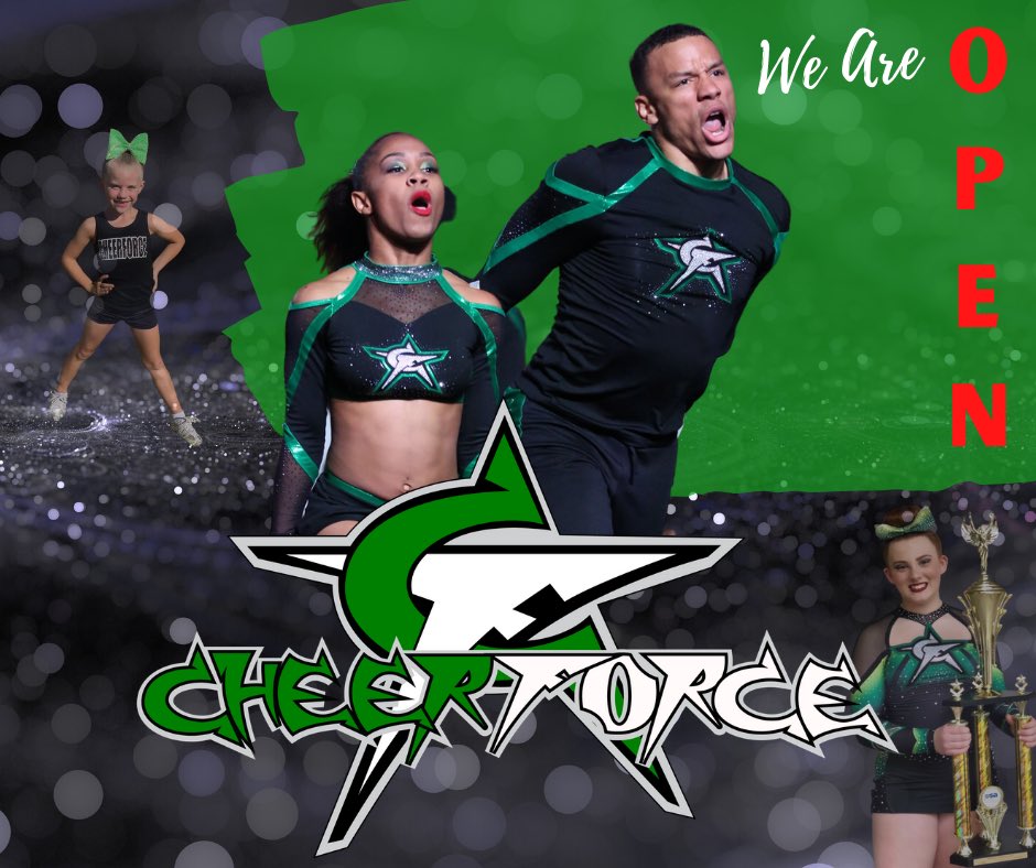CheerForceCA's tweet image. Season 💚🖤 20!