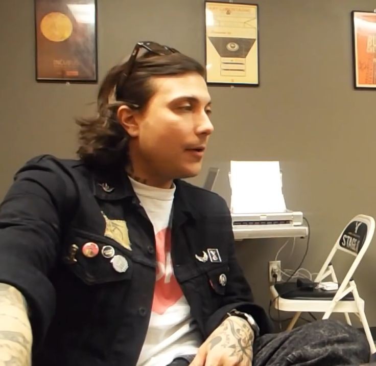 Frank with long hair - a thread