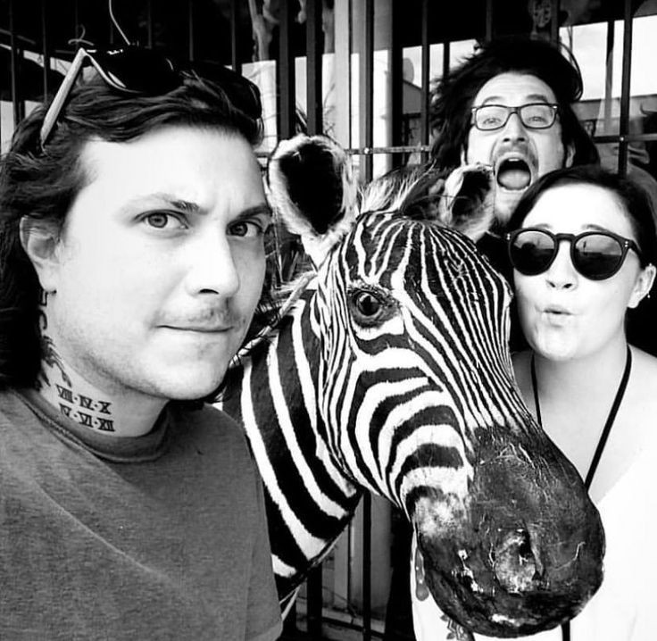 Frank with long hair - a thread