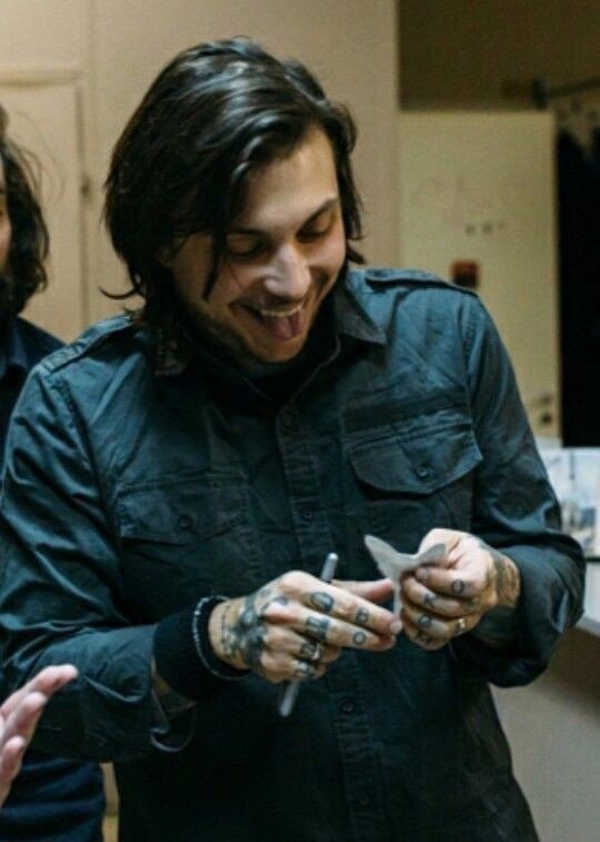 Frank with long hair - a thread