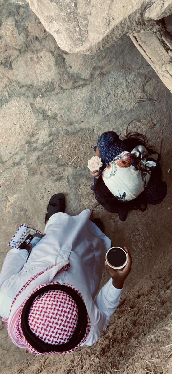 لا يوجد دواء لروح الإنسان سوى رسائل من يحبّه .